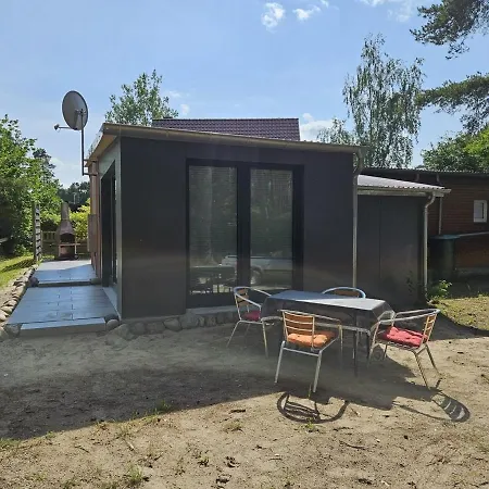 Holiday home Ferienhaushaelfte Am Fleesensee *